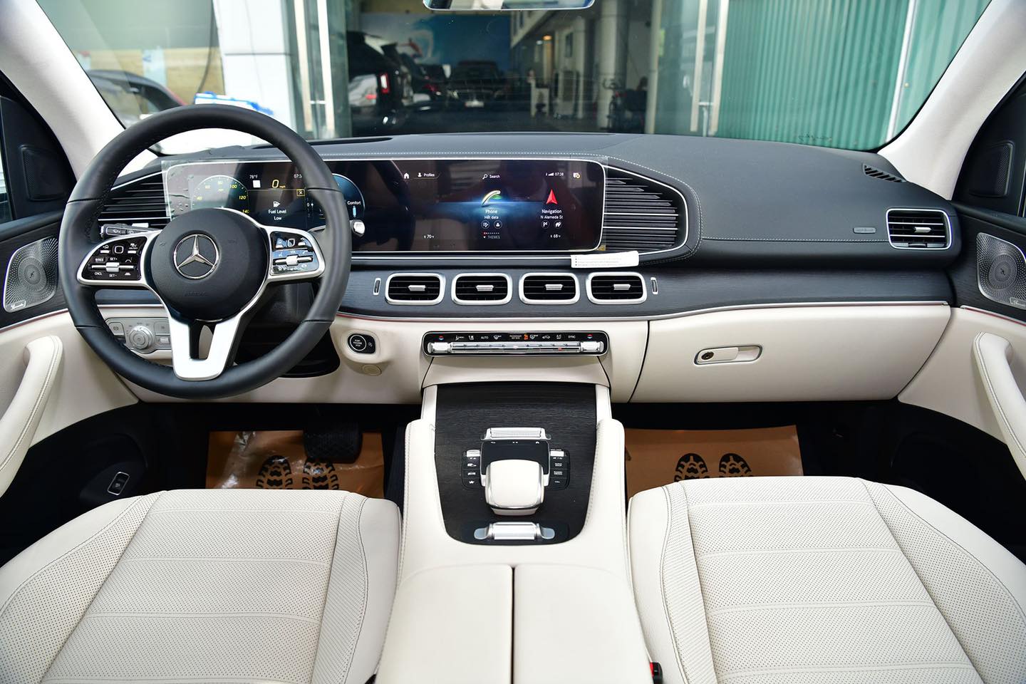 Mercedes Benz GLS450 full