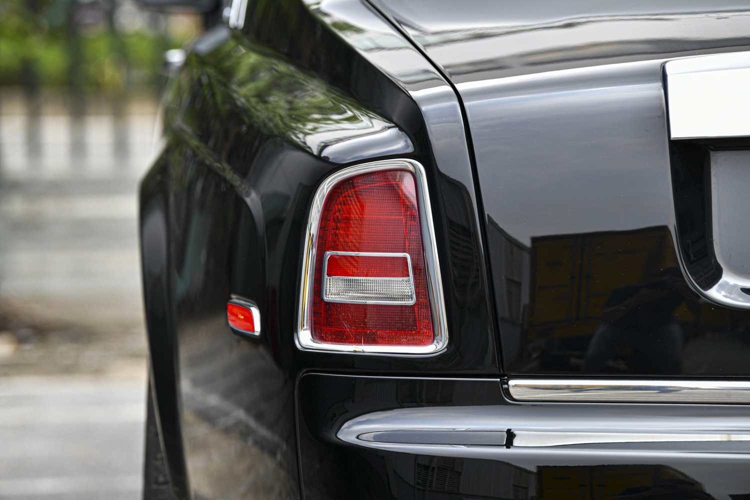 Rolls Royce Phantom EWB SeriaVII full