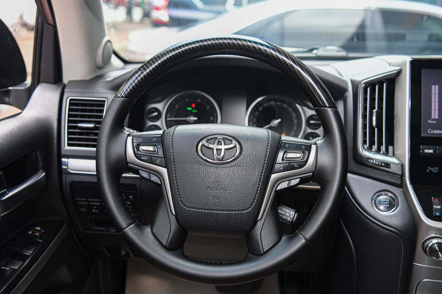 Toyota Land Cruiser VXS 2016 full