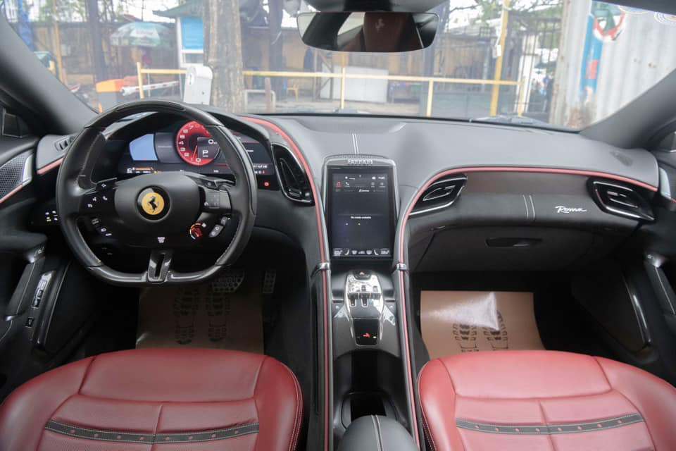 Ferrari Roma full